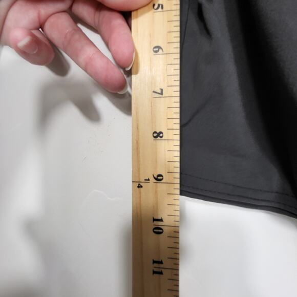 Kuhl Black Zip Off Shorts No Legs Women 10 REG - Picture 7 of 7